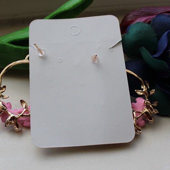 Flower Earrings - Picture 3 of 3